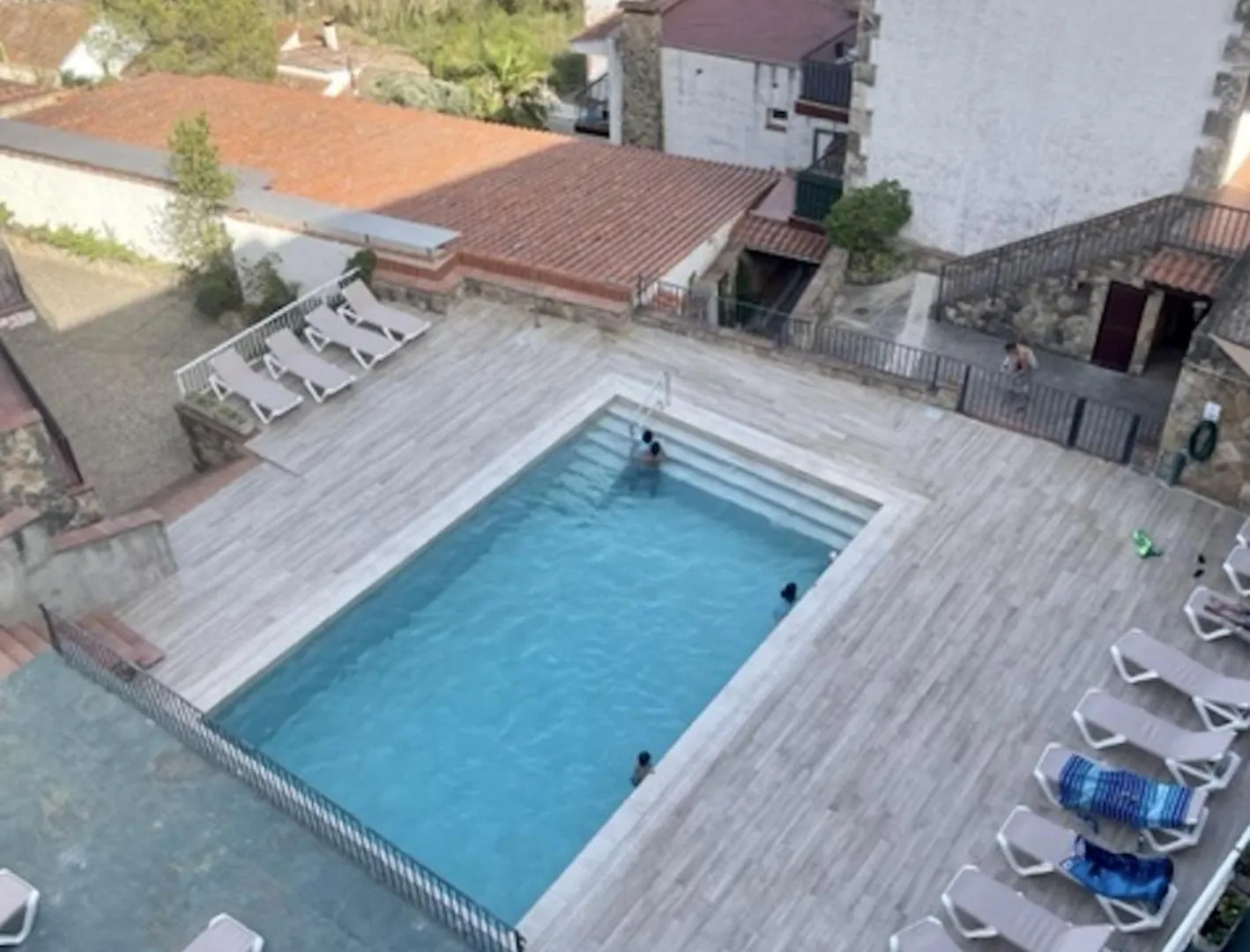 Lets Holidays Sea Views Apartment & Pool In Sa Gabarra トッサ・デ・マール 0*,  スペイン